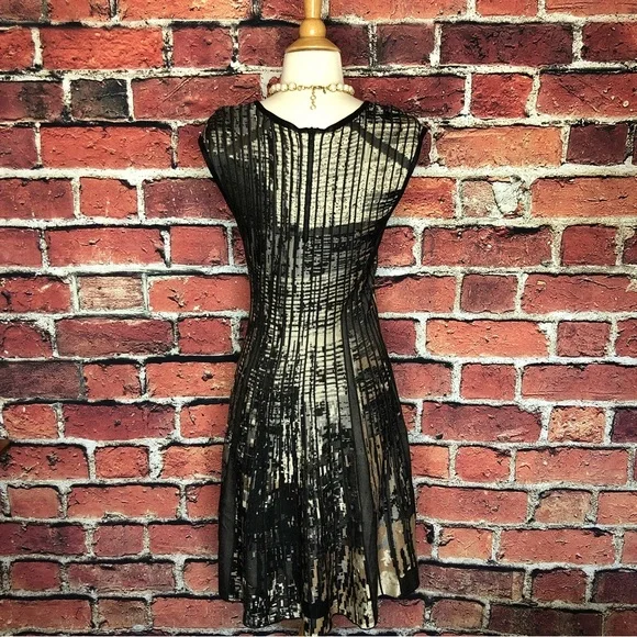 Nic + Zoe abstract twirl sweater dress - Picture 7 of 9